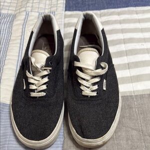 Vans Black and White Sneakers Low-Top Canvas